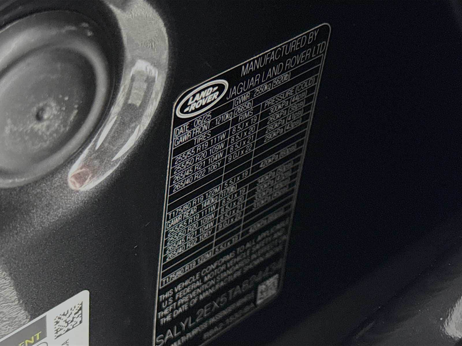 Used 2026 Land Rover Range Rover Velar Dynamic SE AWD/4WD image 30