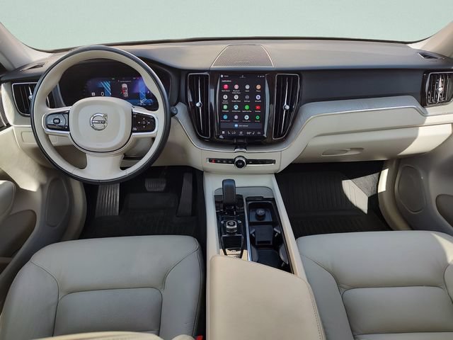 Used 2023 Volvo XC60 B5 Plus w/ Protection Package FWD image 9