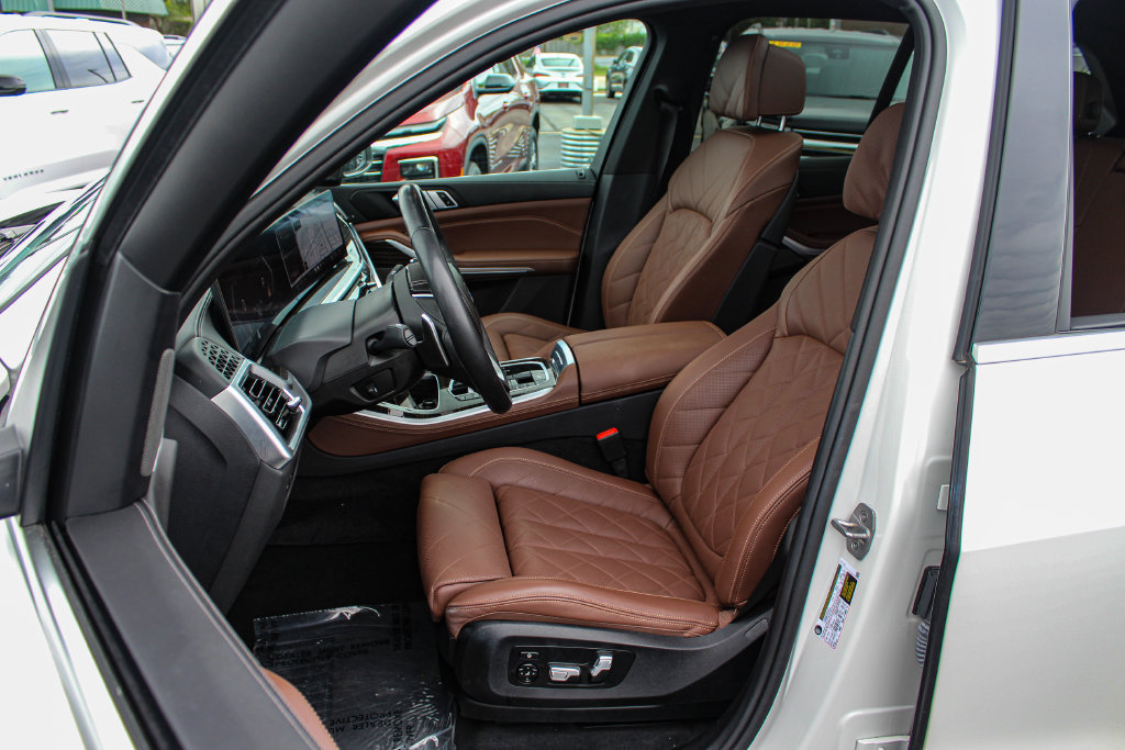 Used 2024 BMW X5 sDrive40i w/ Premium Package RWD image 24