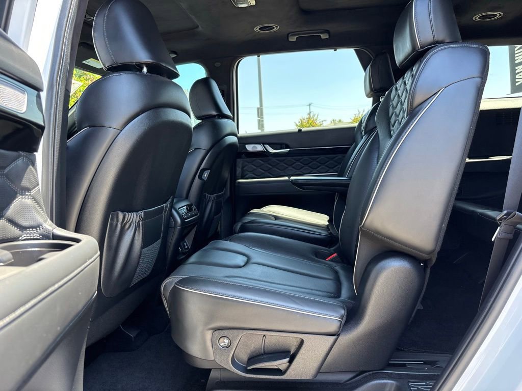 Used 2022 Hyundai Palisade Calligraphy w/ Cargo Package FWD image 24