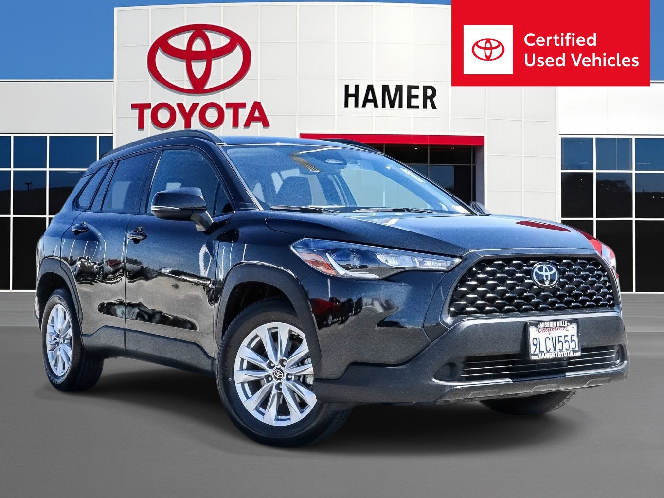 Certified 2024 Toyota Corolla Cross LE w/ Moonroof Package AWD/4WD image 1