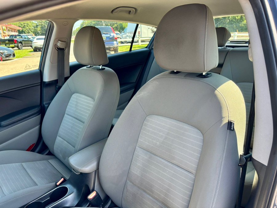 Used 2015 Kia Forte EX FWD image 18