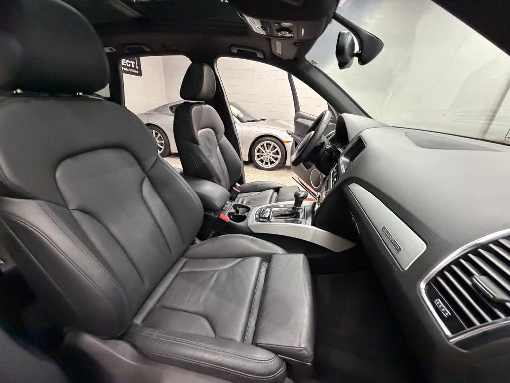 Used 2013 Audi Q5 3.0T Prestige AWD/4WD image 34