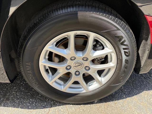 Certified 2023 Chrysler Pacifica Touring-L image 13