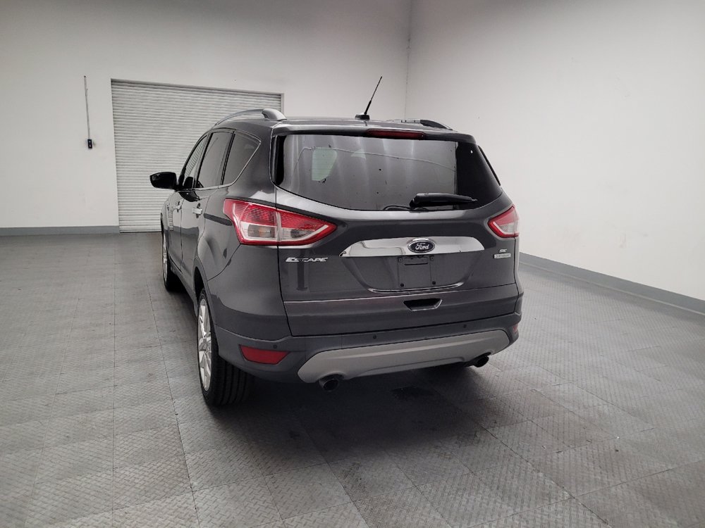 Used 2016 Ford Escape SE w/ SE Chrome Package FWD image 6