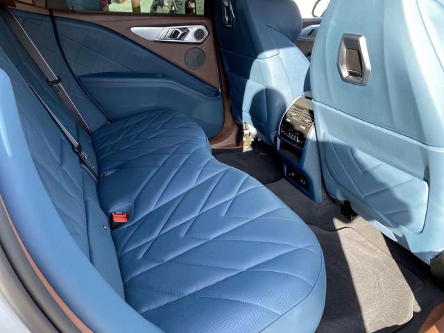 Used 2023 BMW XM image 29