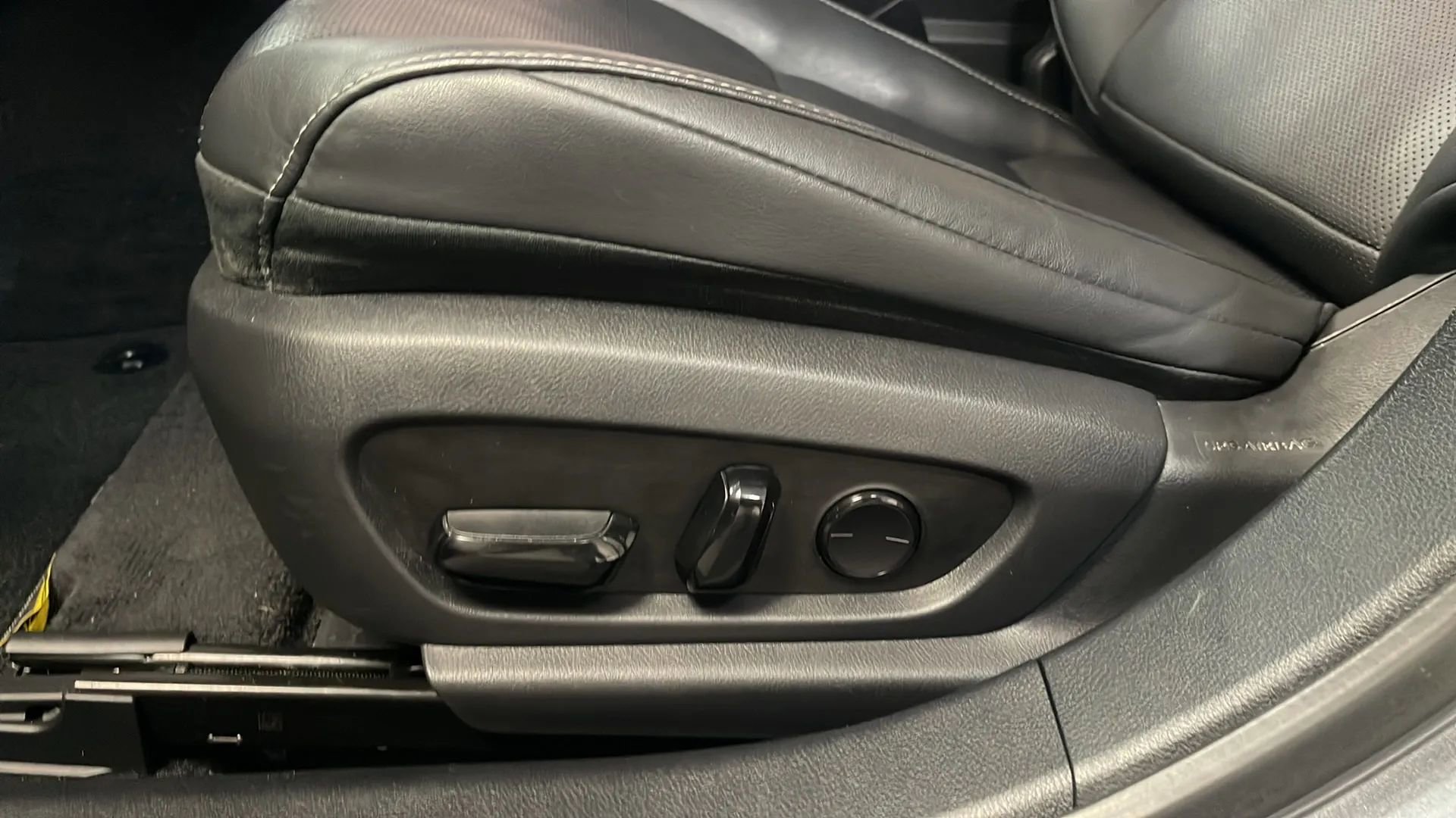 Used 2020 Lexus ES 350 w/ Premium Package image 14