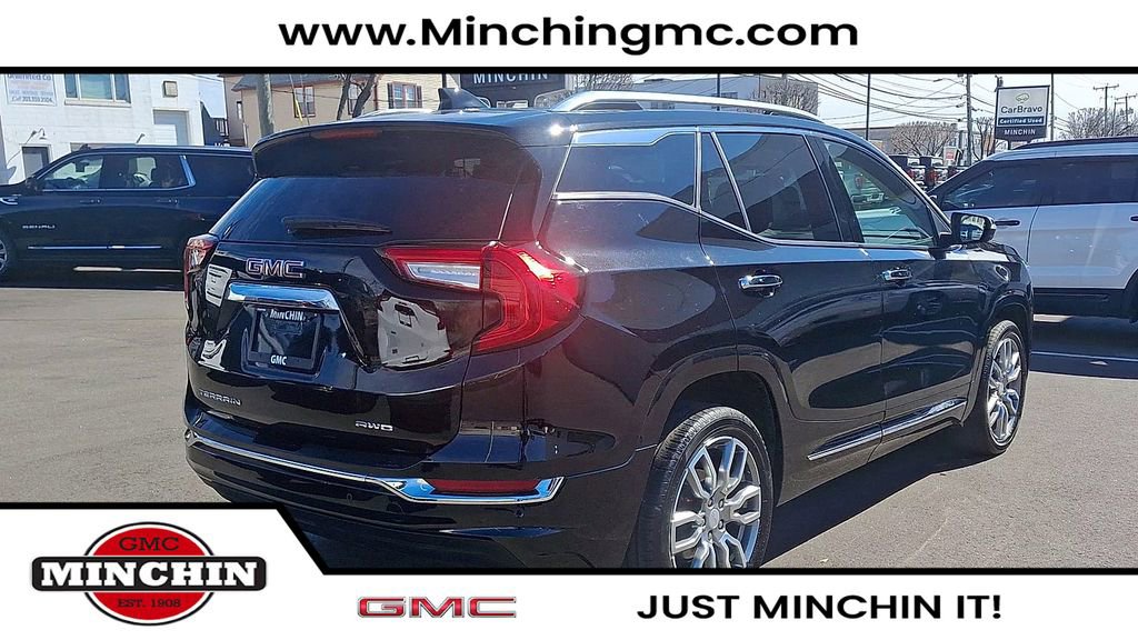 Used 2022 GMC Terrain Denali image 8