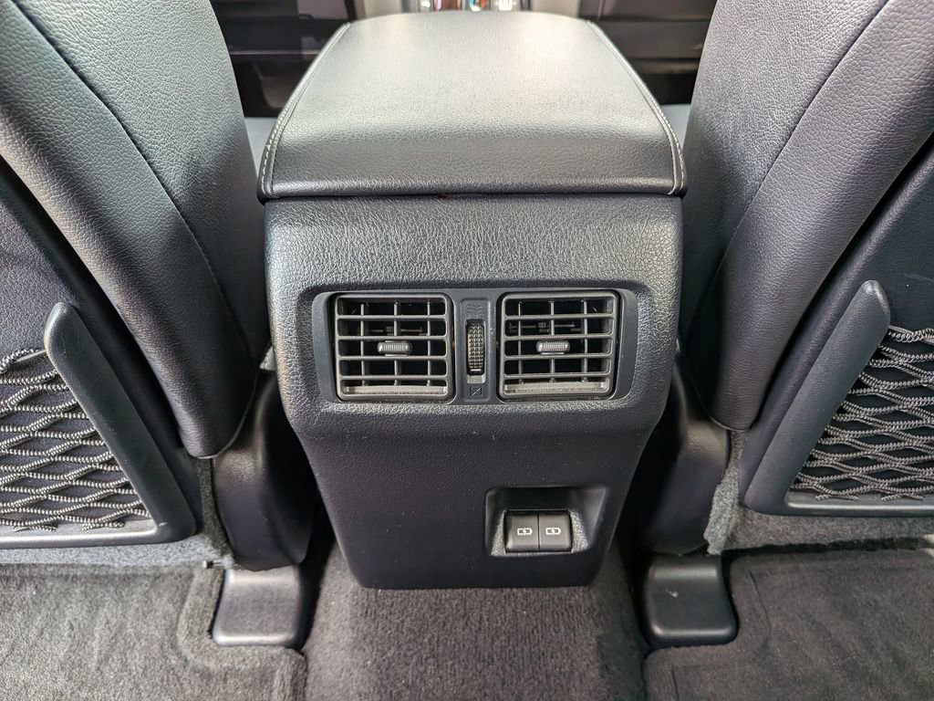 Used 2023 Toyota 4Runner Limited AWD/4WD image 35