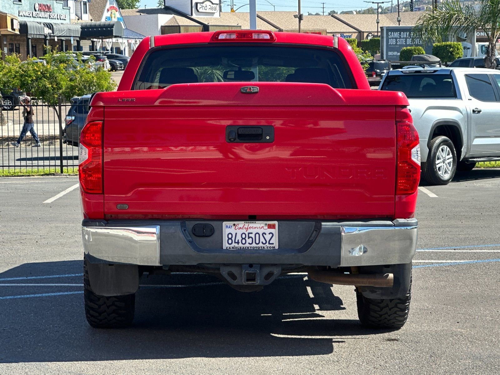 Used 2015 Toyota Tundra SR5 w/ TRD Off Road Package AWD/4WD image 4