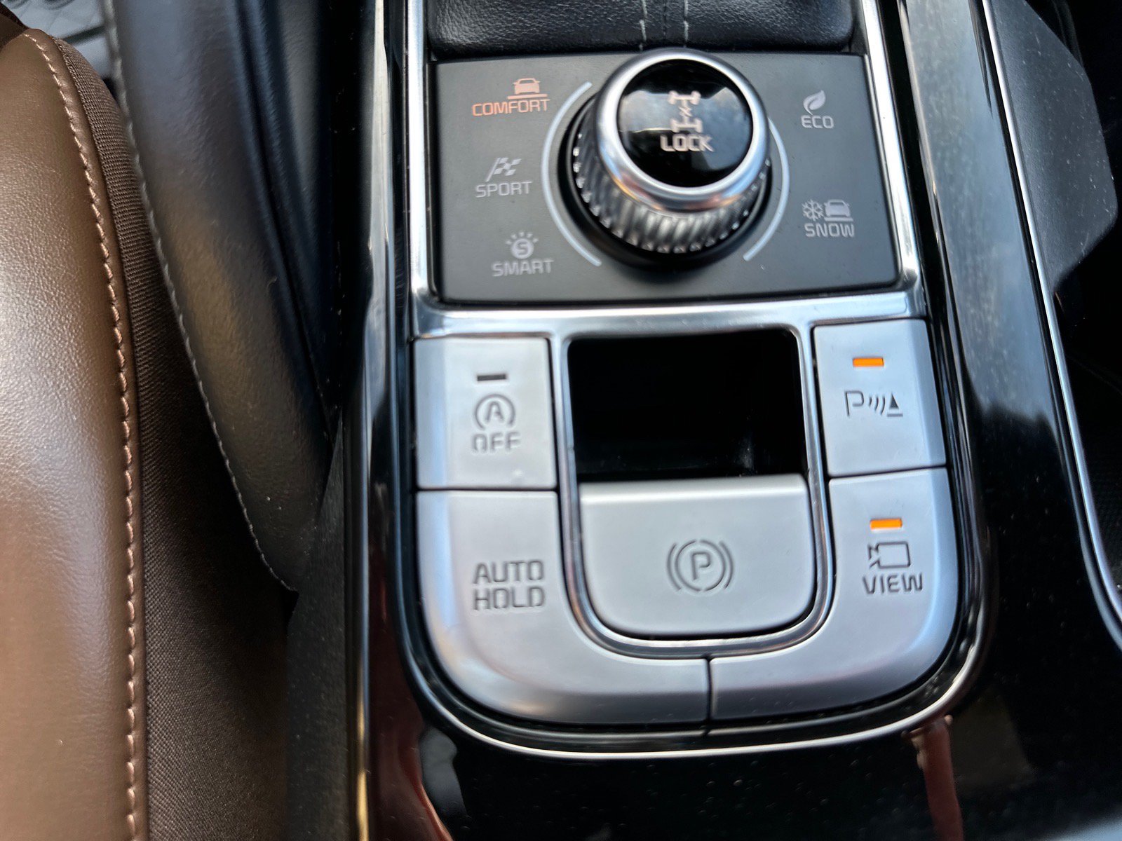 Used 2022 Kia Telluride SX w/ SX Prestige Package AWD/4WD image 36