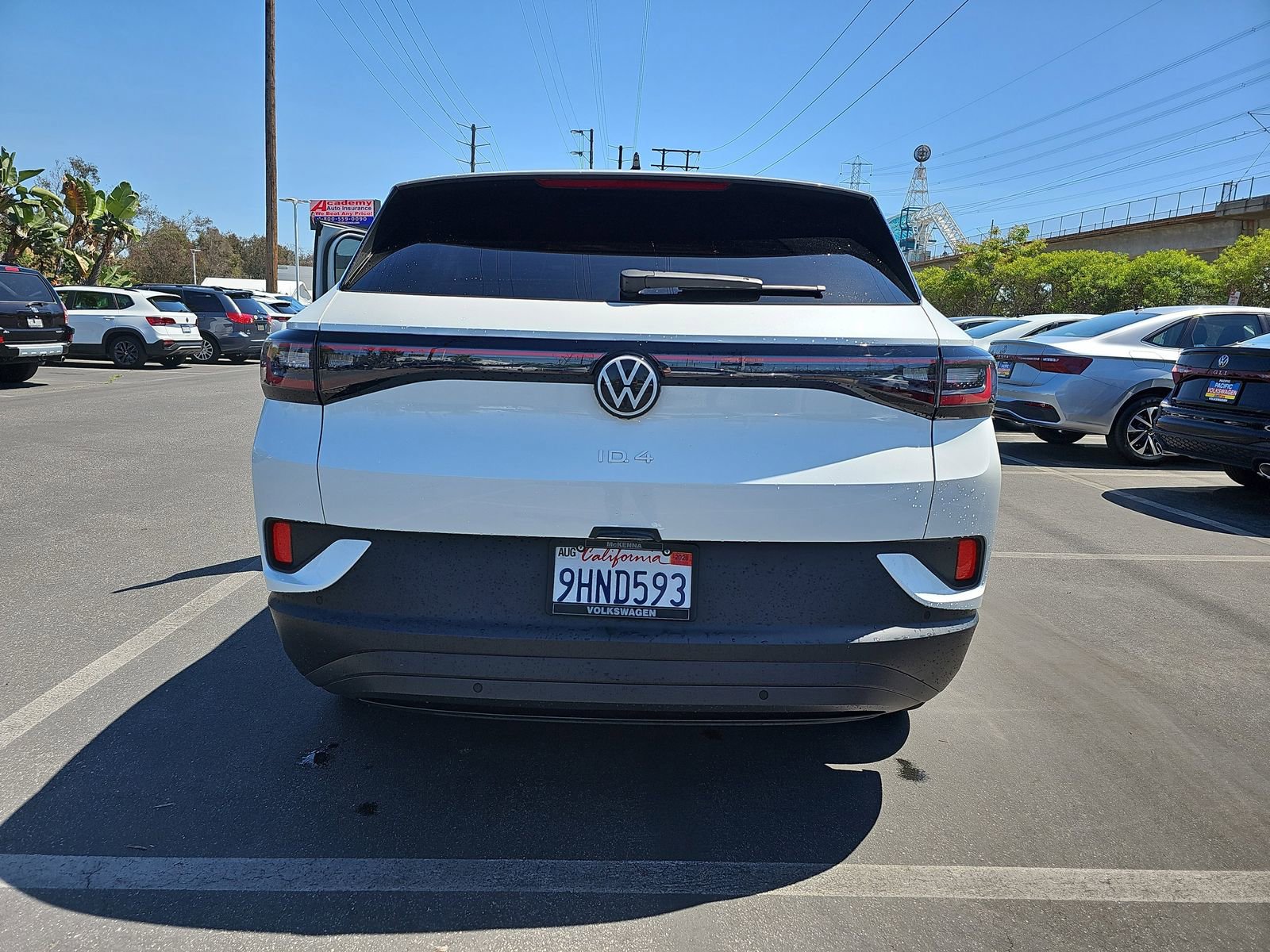 Used 2023 Volkswagen ID.4 S image 11