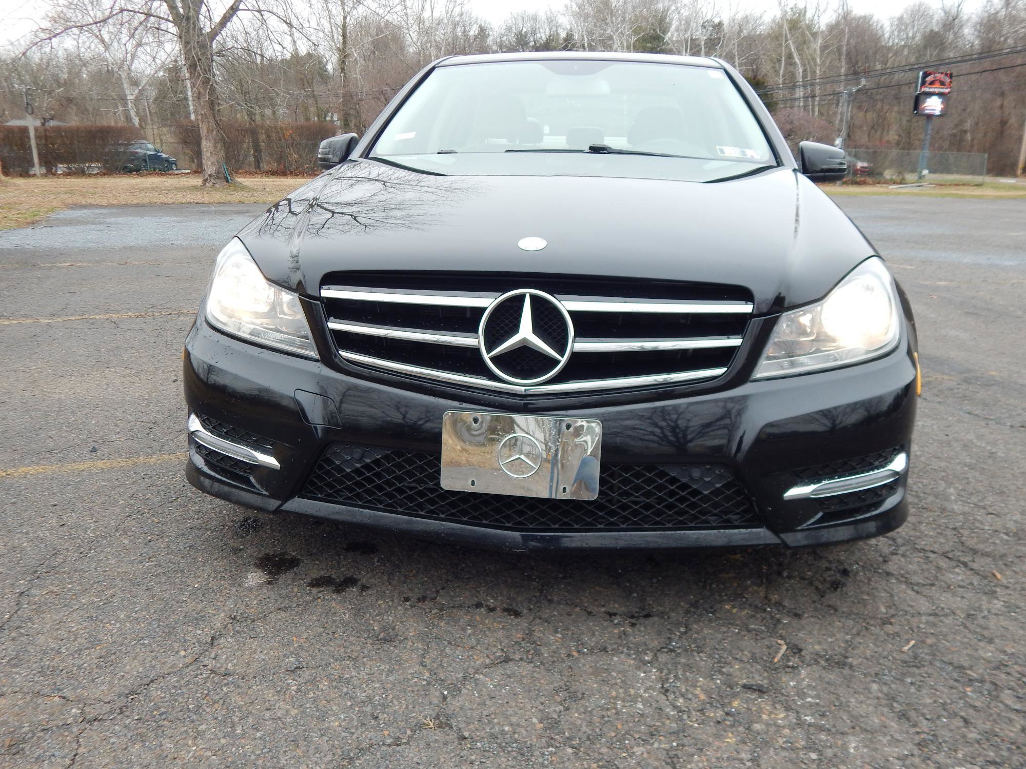 Used 2014 Mercedes-Benz C 300 SEDAN 4-DR image 7