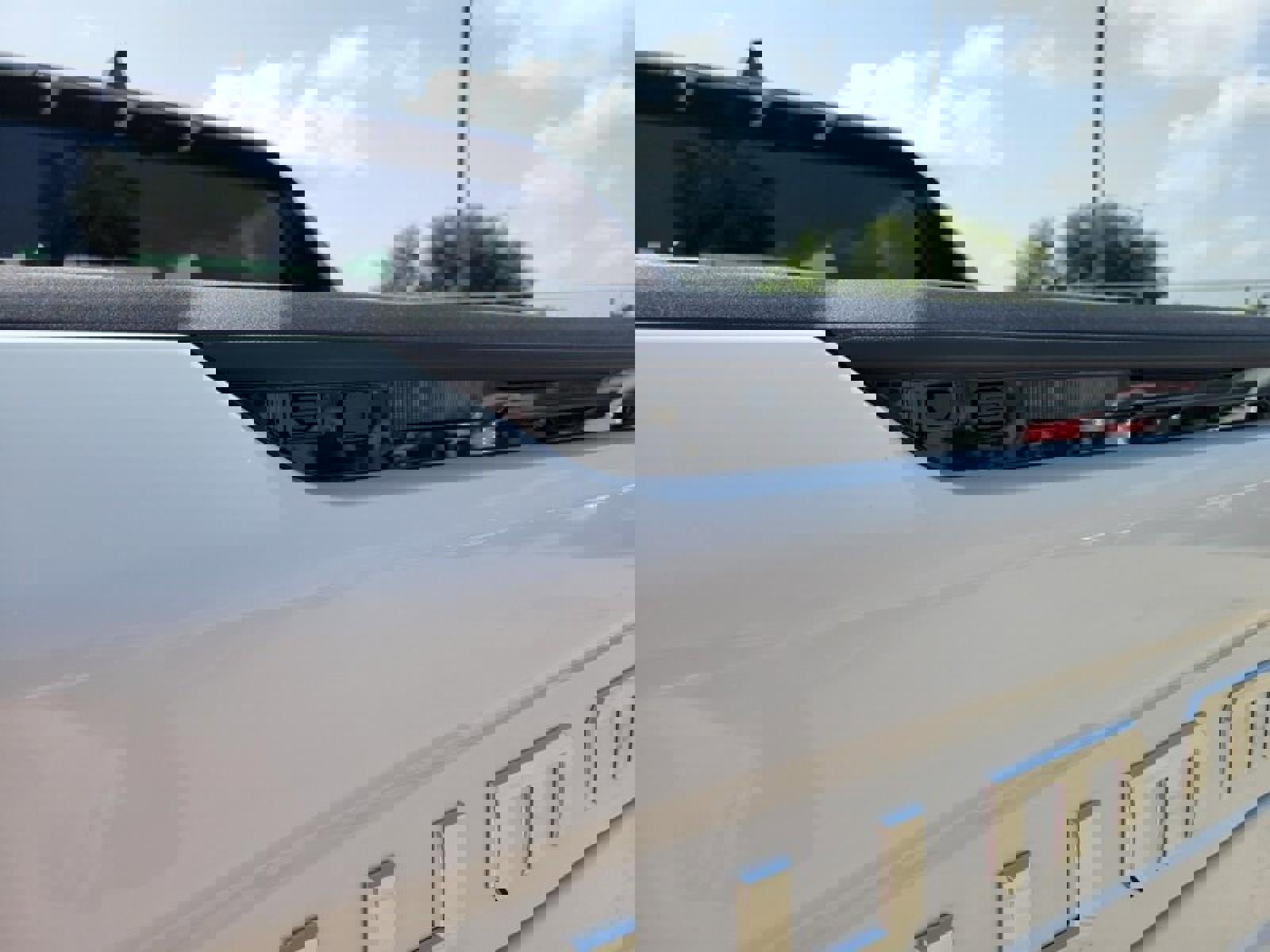 New 2025 GMC Hummer EV 2X image 8