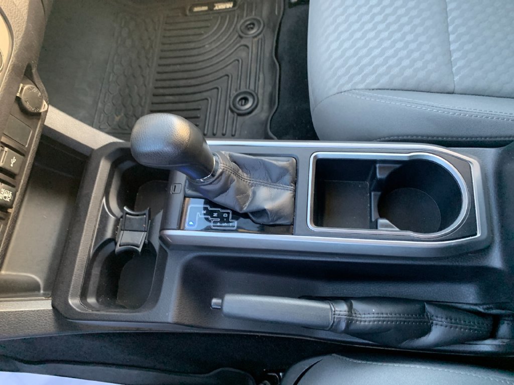 Used 2022 Toyota Tacoma SR5 w/ Technology Package AWD/4WD image 24