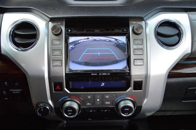 Used 2016 Toyota Tundra Limited w/ Limited Premium Package AWD/4WD image 24