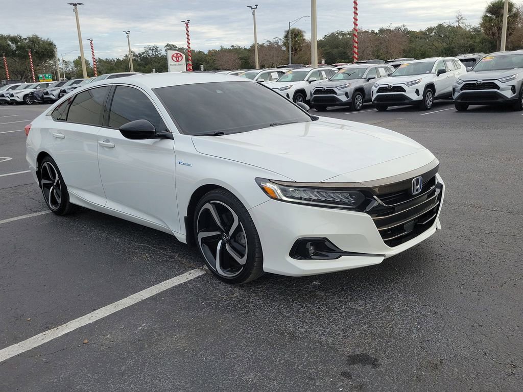 Used 2022 Honda Accord Sport image 2