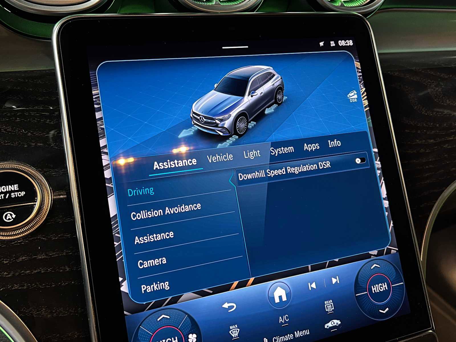 Certified 2025 Mercedes-Benz GLC 300 4MATIC image 33