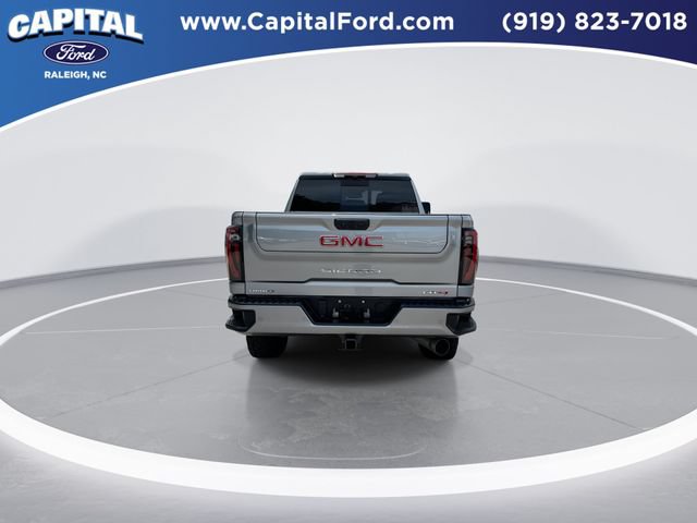 Used 2024 GMC Sierra 2500 AT4 w/ AT4 Preferred Package AWD/4WD image 7