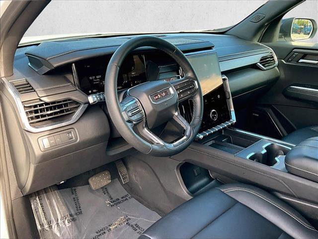 Certified 2024 GMC Acadia Elevation w/ Luxury Package image 14