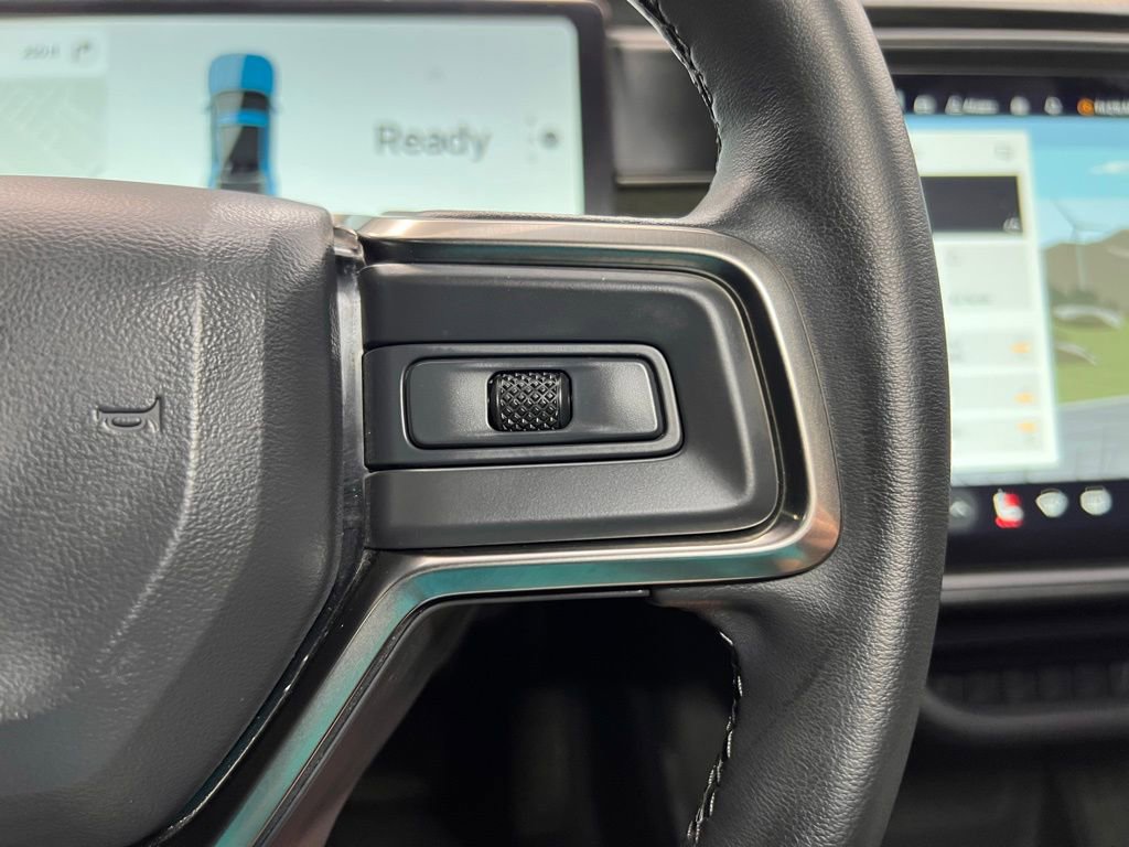 Used 2025 Rivian R1T Adventure image 18