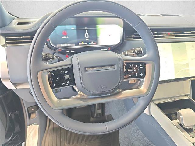 New 2026 Land Rover Range Rover SV AWD/4WD image 18