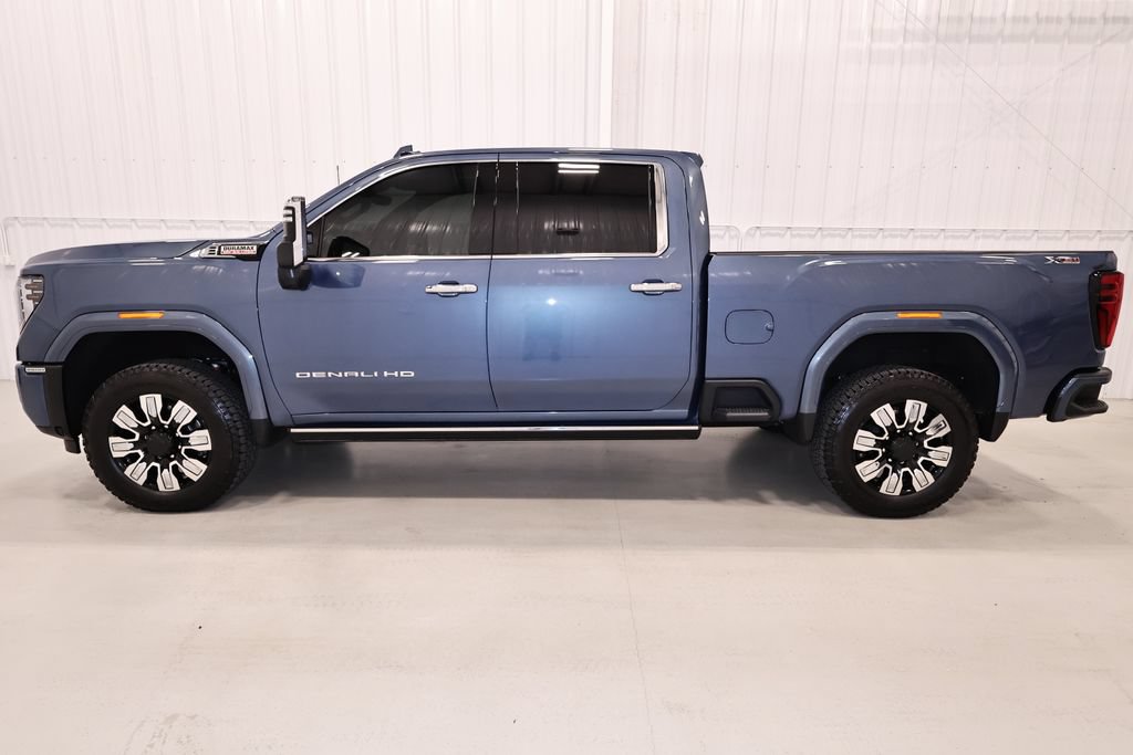 Used 2025 GMC Sierra 2500 Denali w/ Denali Reserve Package AWD/4WD image 6
