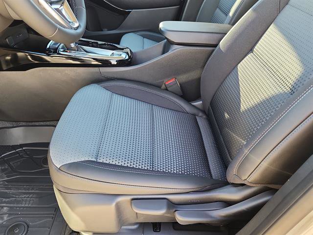 New 2026 Chevrolet Trax LT w/ Driver Confidence Package image 8