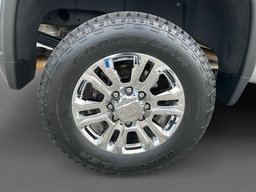 Used 2024 Chevrolet Silverado 2500 LTZ w/ LTZ Premium Package AWD/4WD image 10