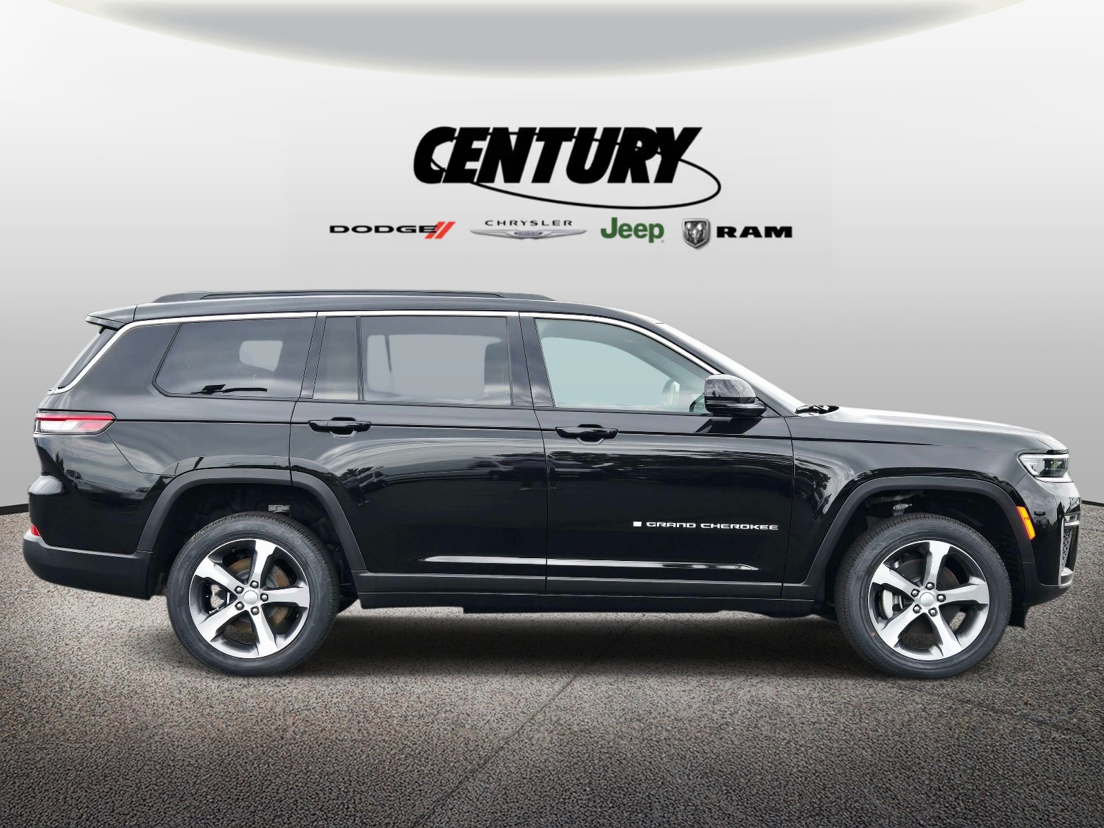 New 2026 Jeep Grand Cherokee L Limited AWD/4WD image 2