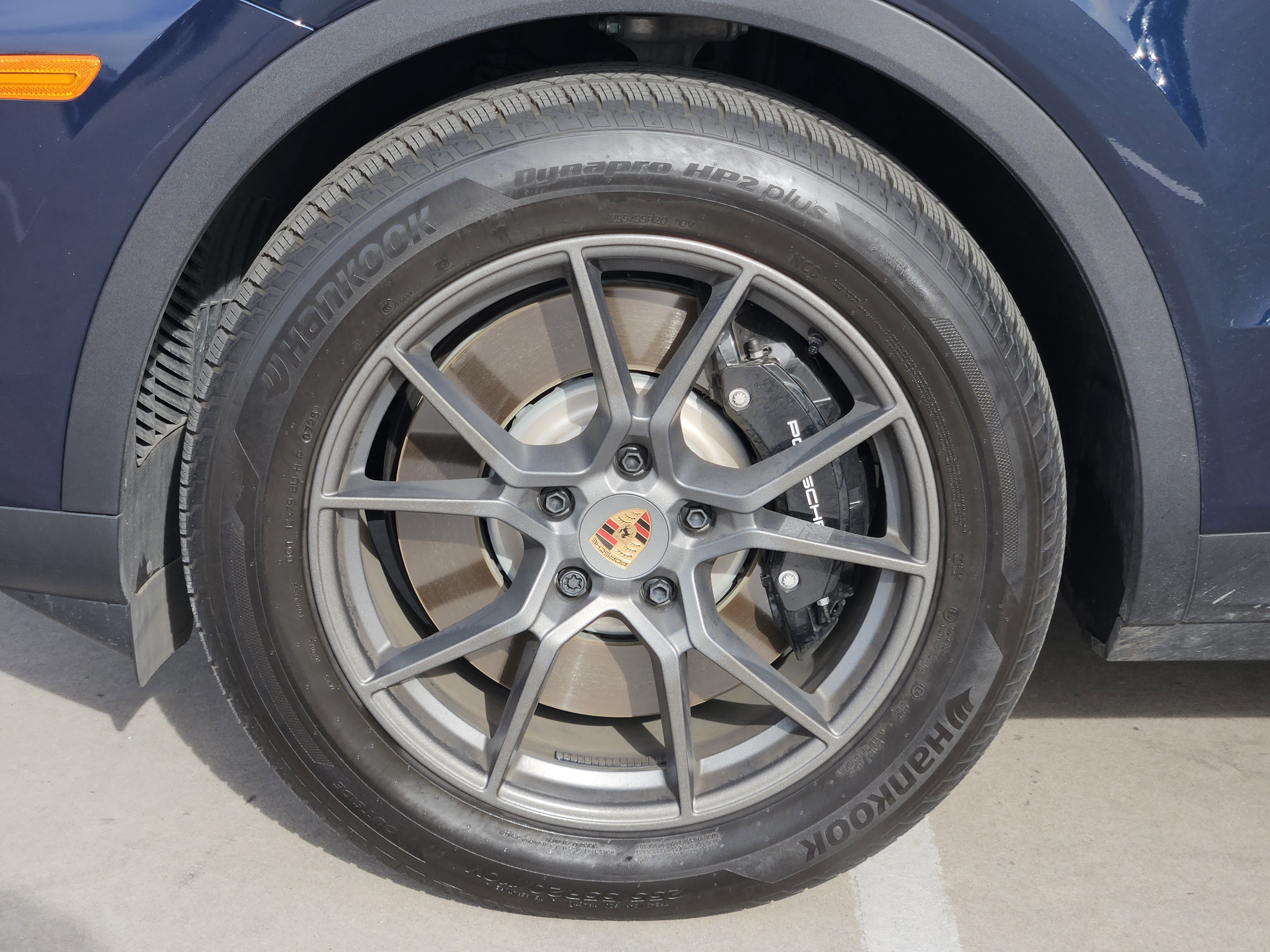 Certified 2025 Porsche Cayenne S image 14