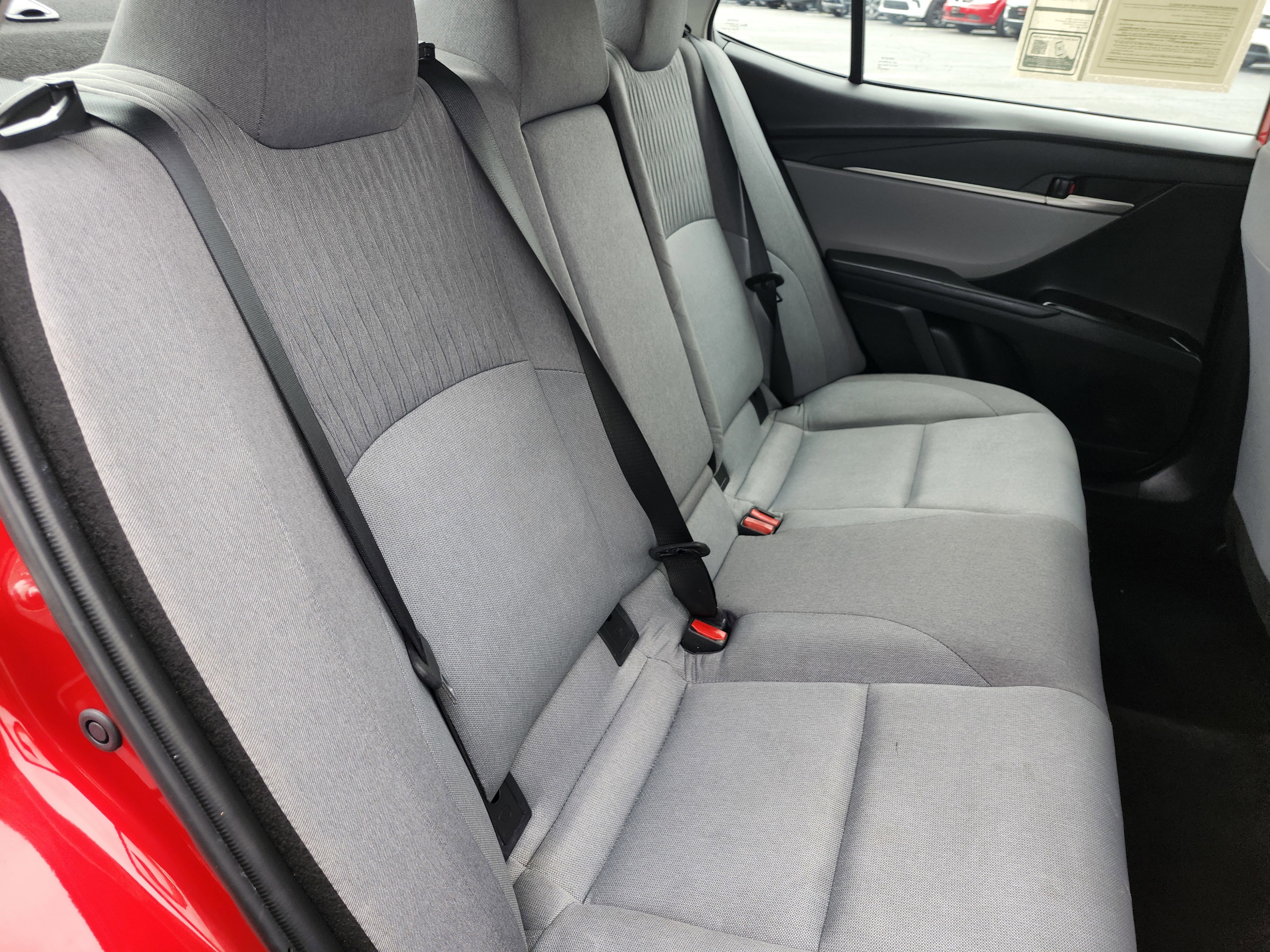 Used 2025 Toyota Camry LE image 13