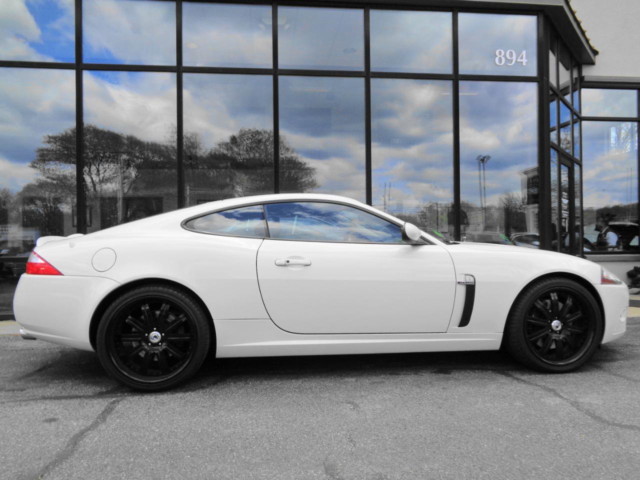 Used 2007 Jaguar XKR R RWD image 4