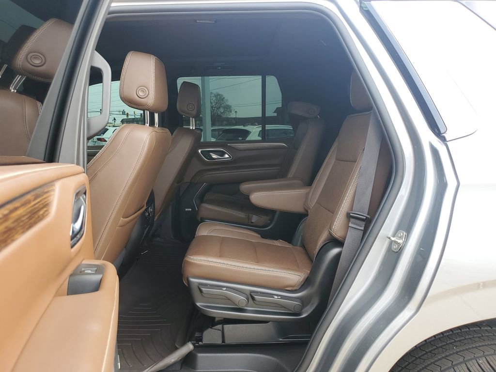 Used 2023 Chevrolet Tahoe High Country w/ Premium Package 2 image 6