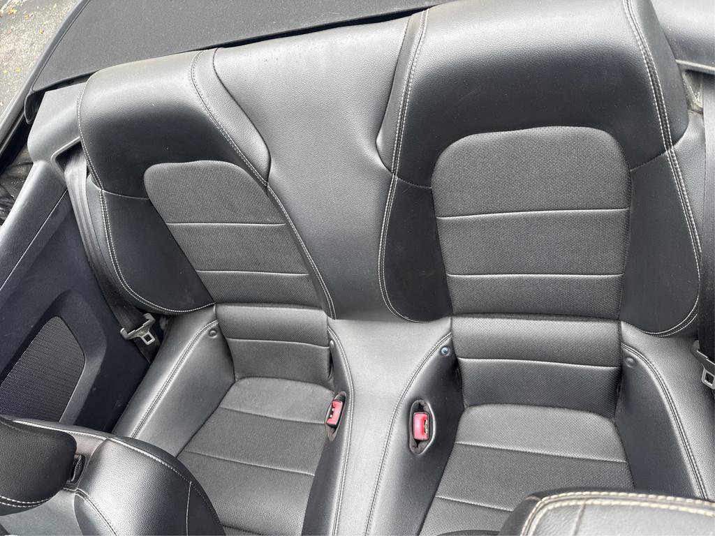 Used 2020 Ford Mustang Premium image 14