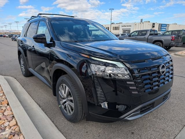 New 2026 Nissan Pathfinder SL AWD/4WD image 4