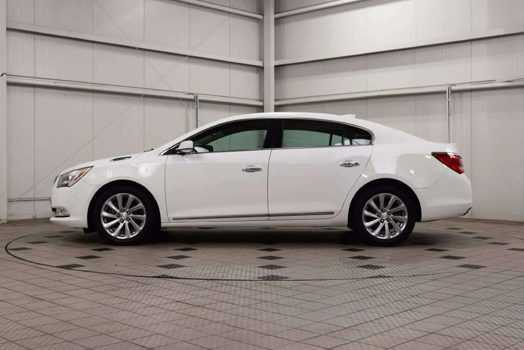 Used 2016 Buick LaCrosse Leather w/ Experience Buick Package FWD image 4