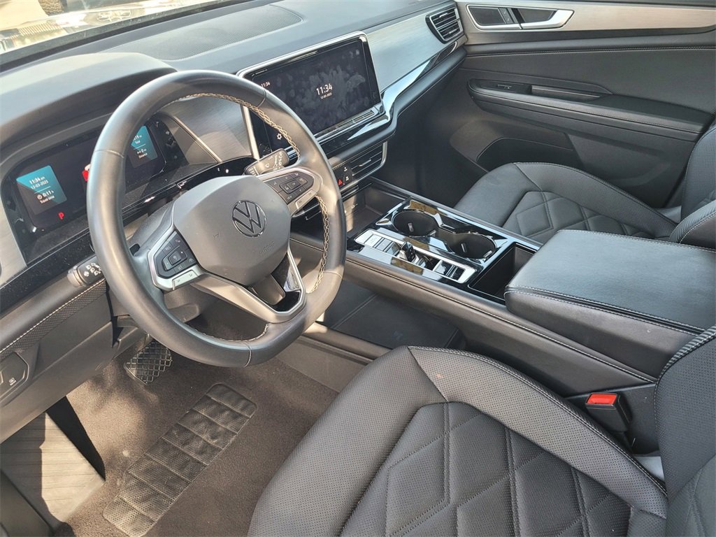 Used 2024 Volkswagen Atlas Cross Sport SE image 18