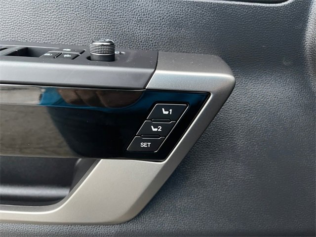 Used 2023 Toyota Tundra Limited image 31