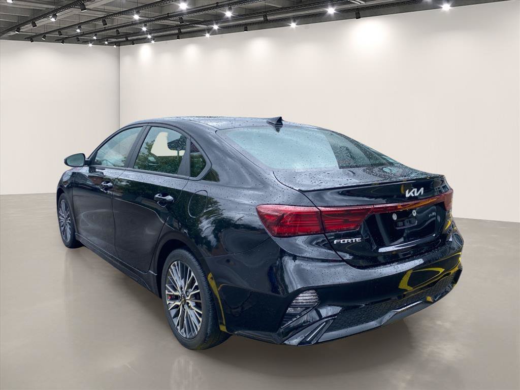 Certified 2022 Kia Forte GT-Line FWD image 6