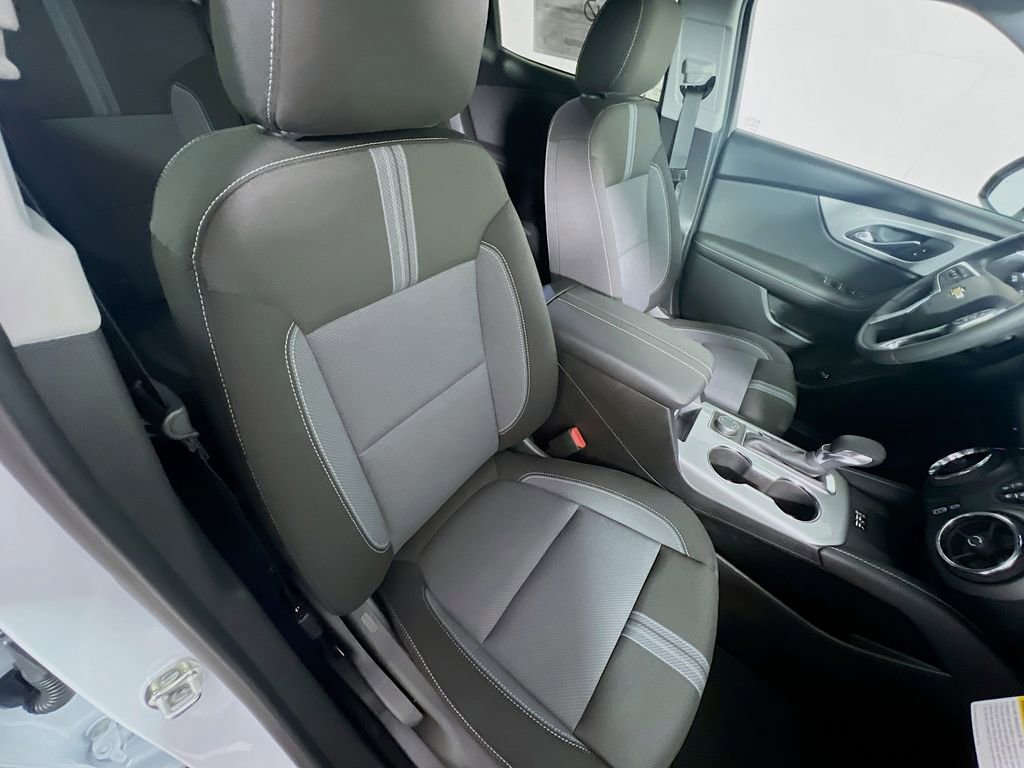 New 2026 Chevrolet Blazer LT image 27