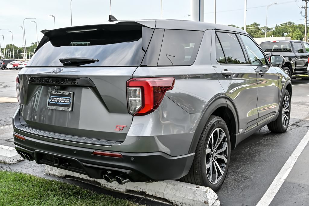 Used 2022 Ford Explorer ST AWD/4WD image 8