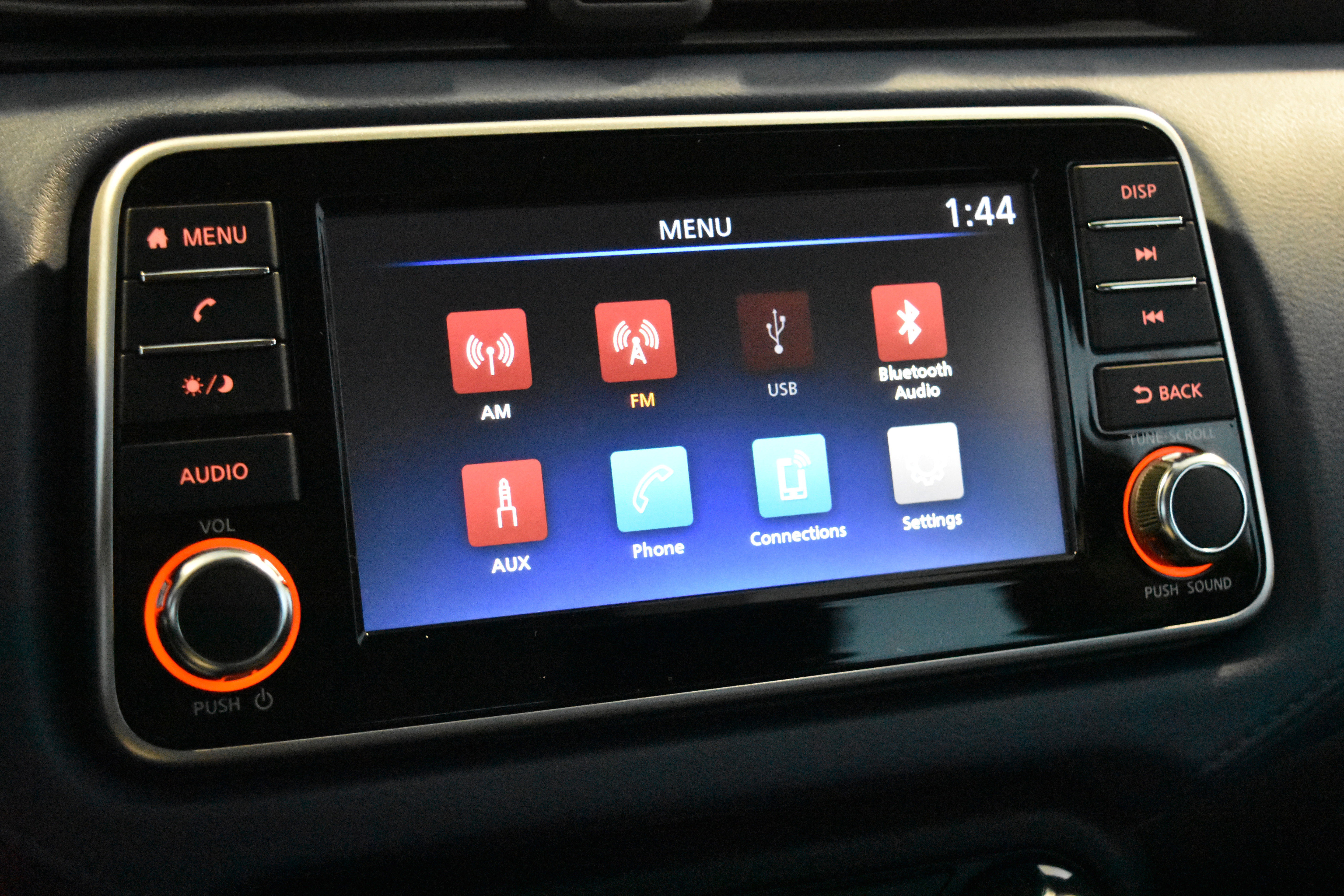 New 2025 Nissan Versa SV w/ Trunk Package image 9