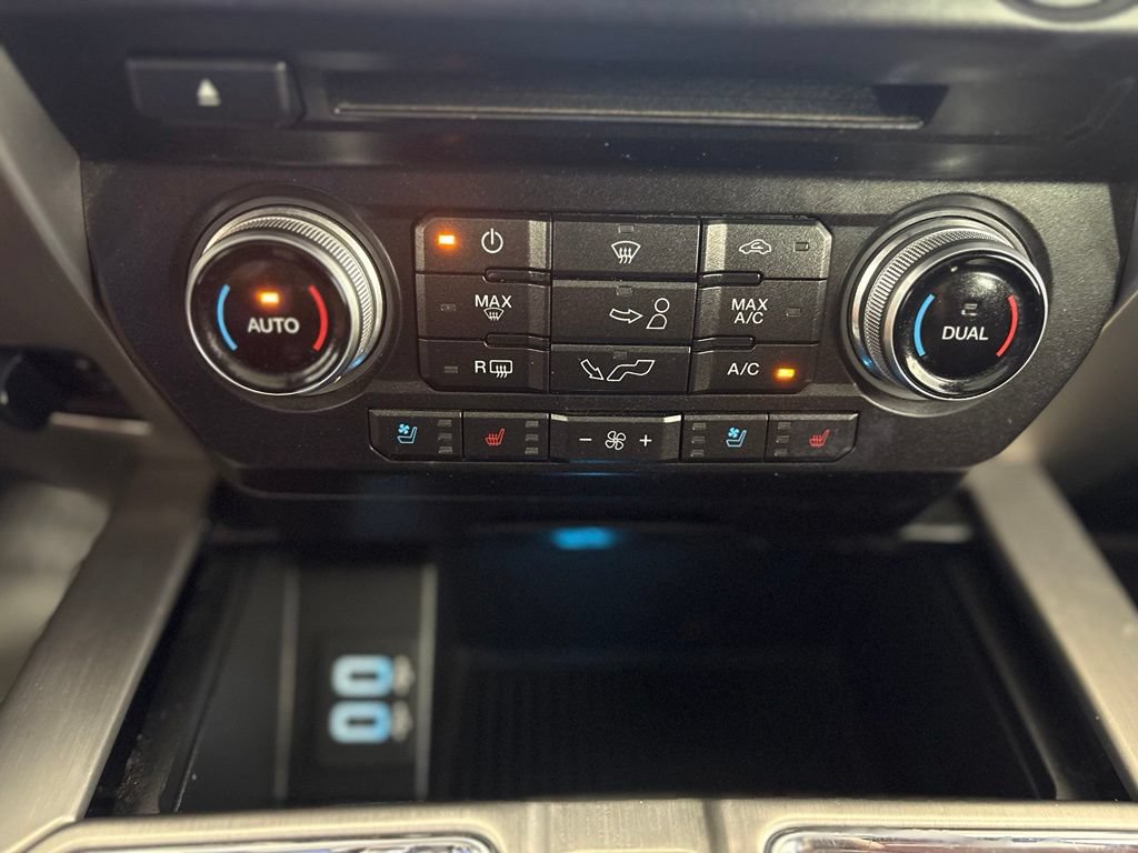 Used 2018 Ford F150 Platinum w/ Equipment Group 701A Luxury AWD/4WD image 36