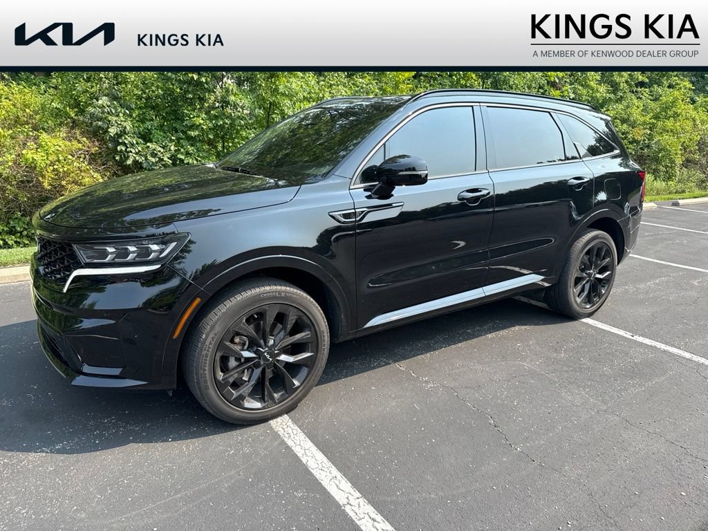 Used 2023 Kia Sorento SX