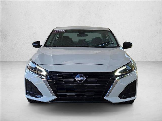 Used 2025 Nissan Altima 2.5 SV FWD video 2