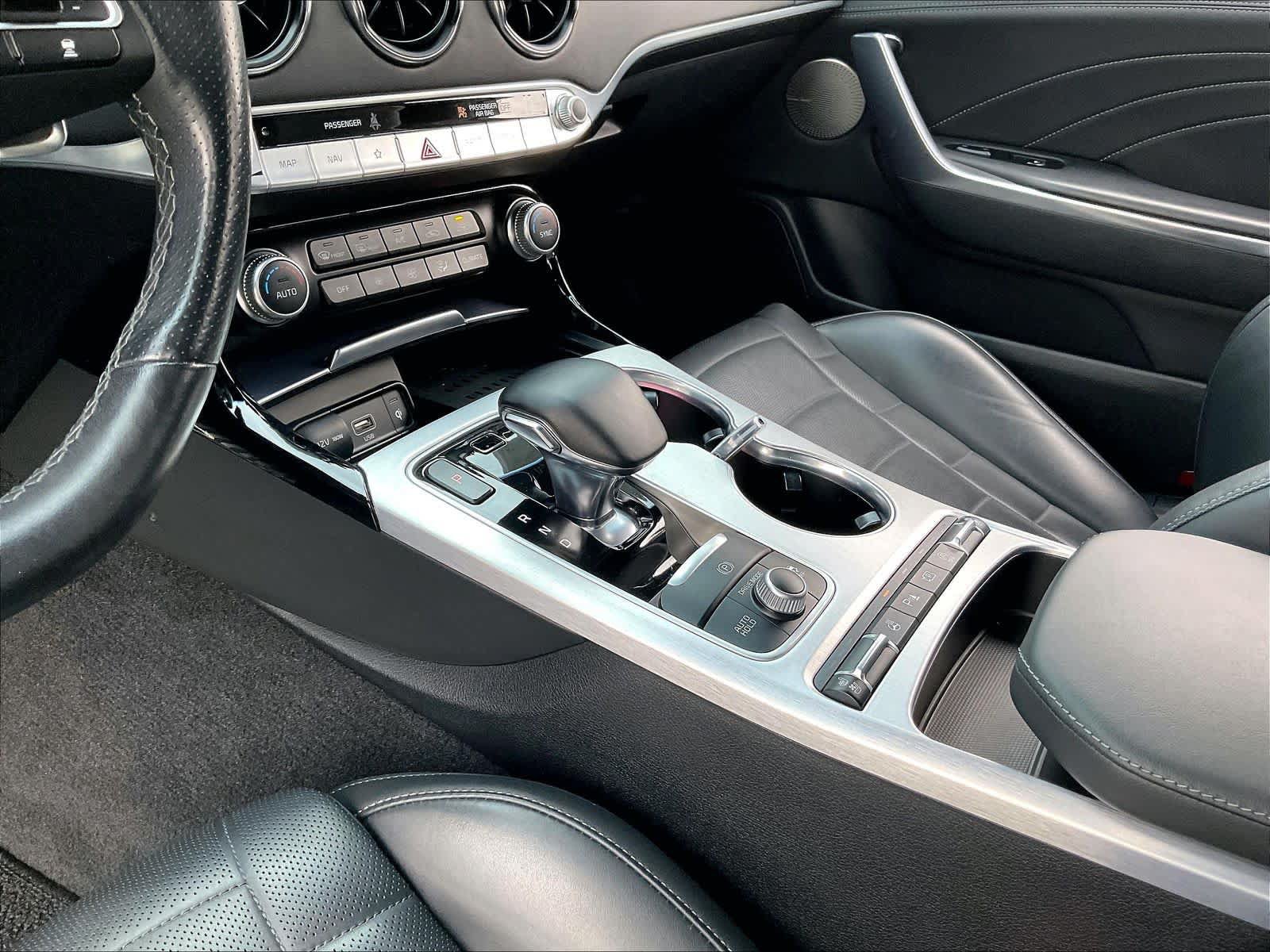 Used 2022 Kia Stinger GT2 AWD/4WD image 19