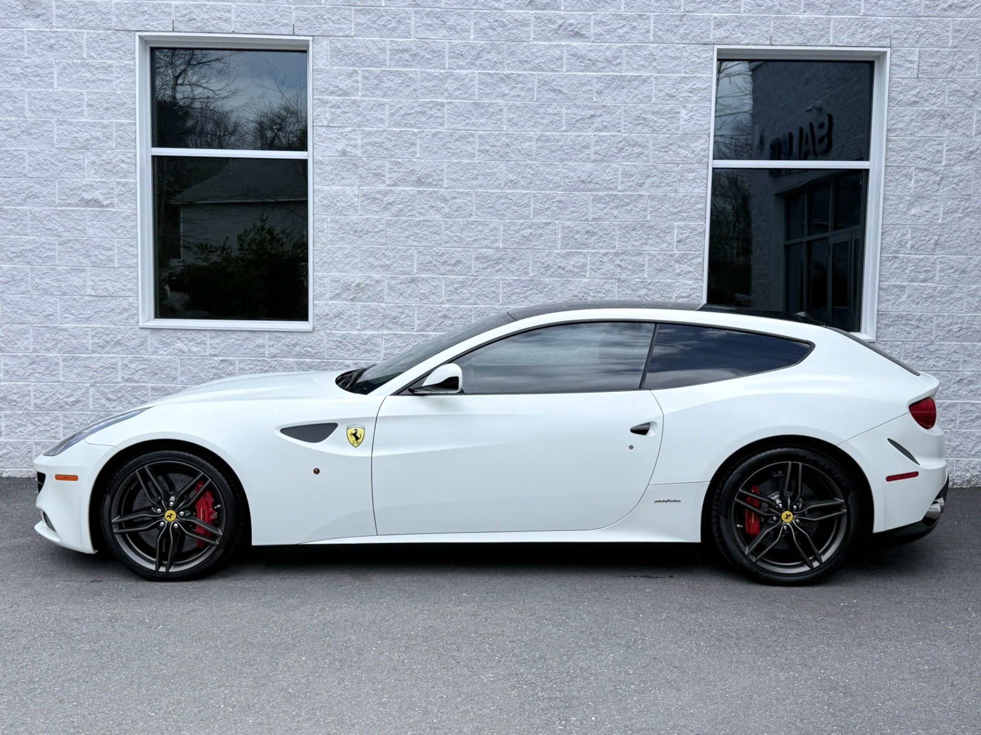 Used 2012 Ferrari FF AWD/4WD image 5