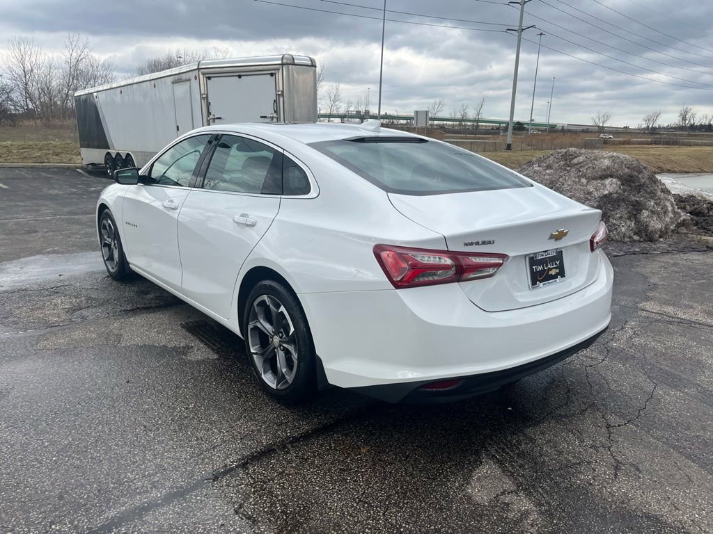 Used 2022 Chevrolet Malibu LT w/ Leather Package image 5