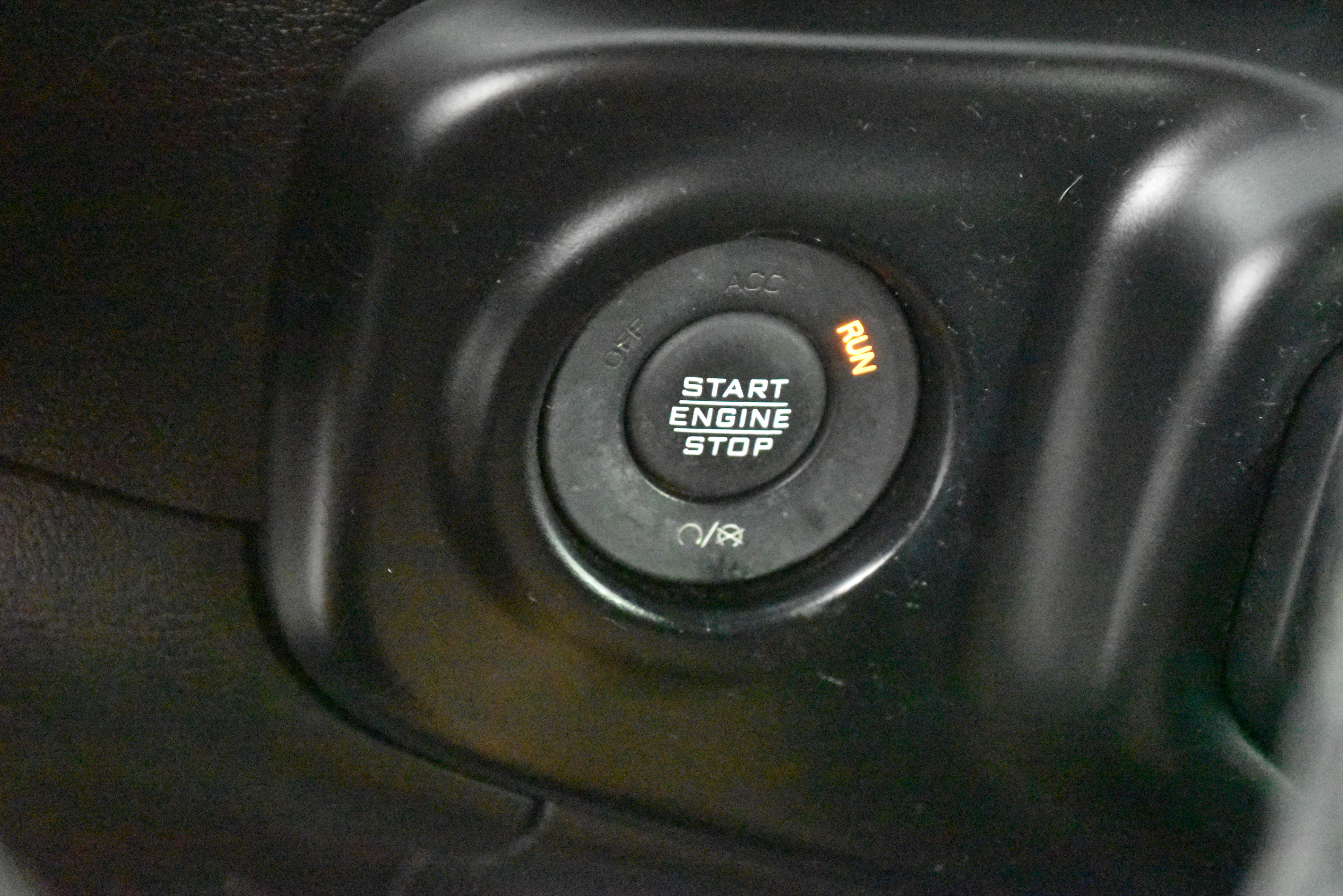 Used 2020 Jeep Wrangler Unlimited Sahara image 27